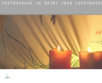 Foot massage in  Saint-Jean-Lespinasse